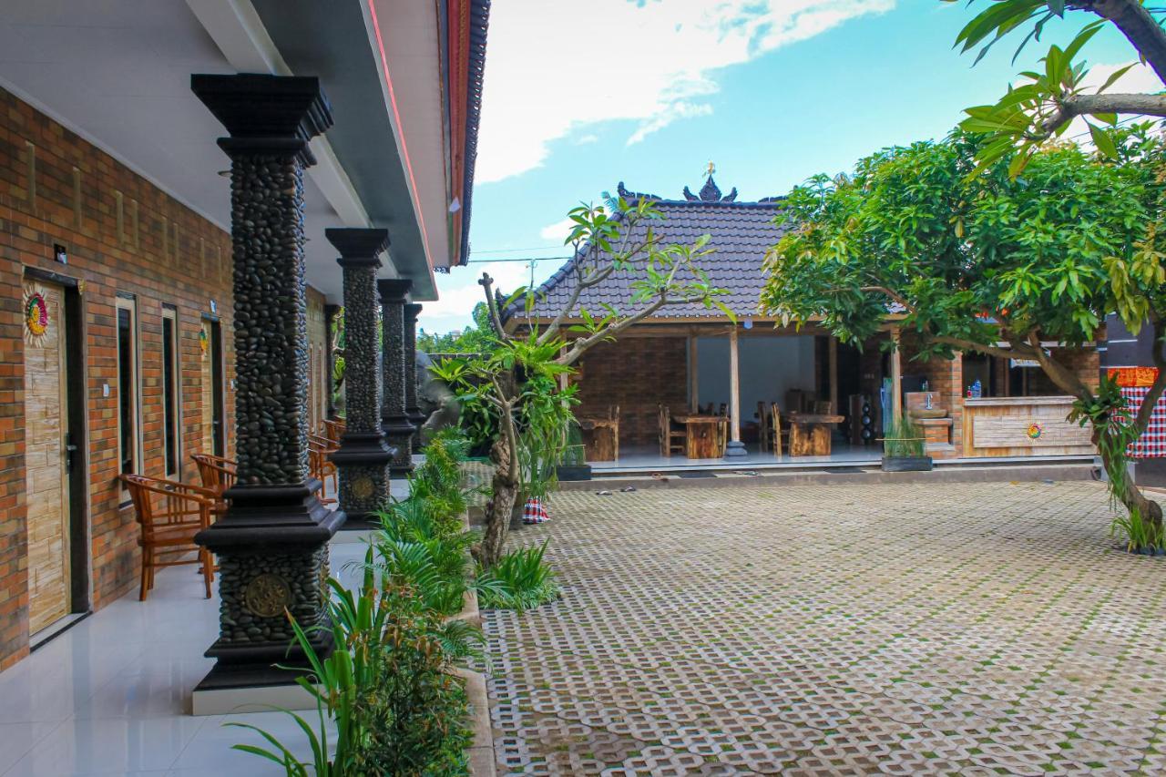 Niki Hotel *